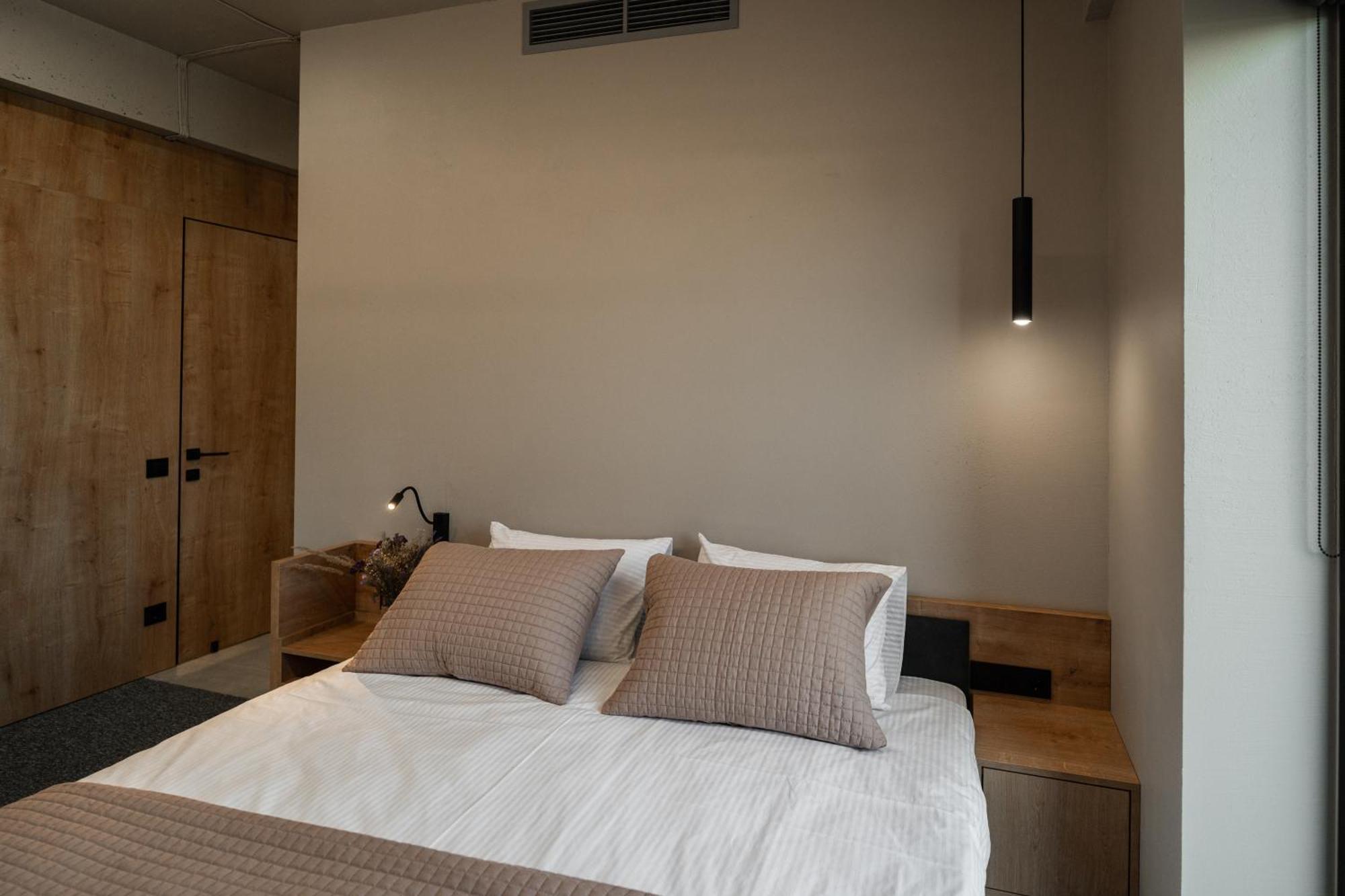 Hotel Miramar Smart Room Kovel Kültér fotó
