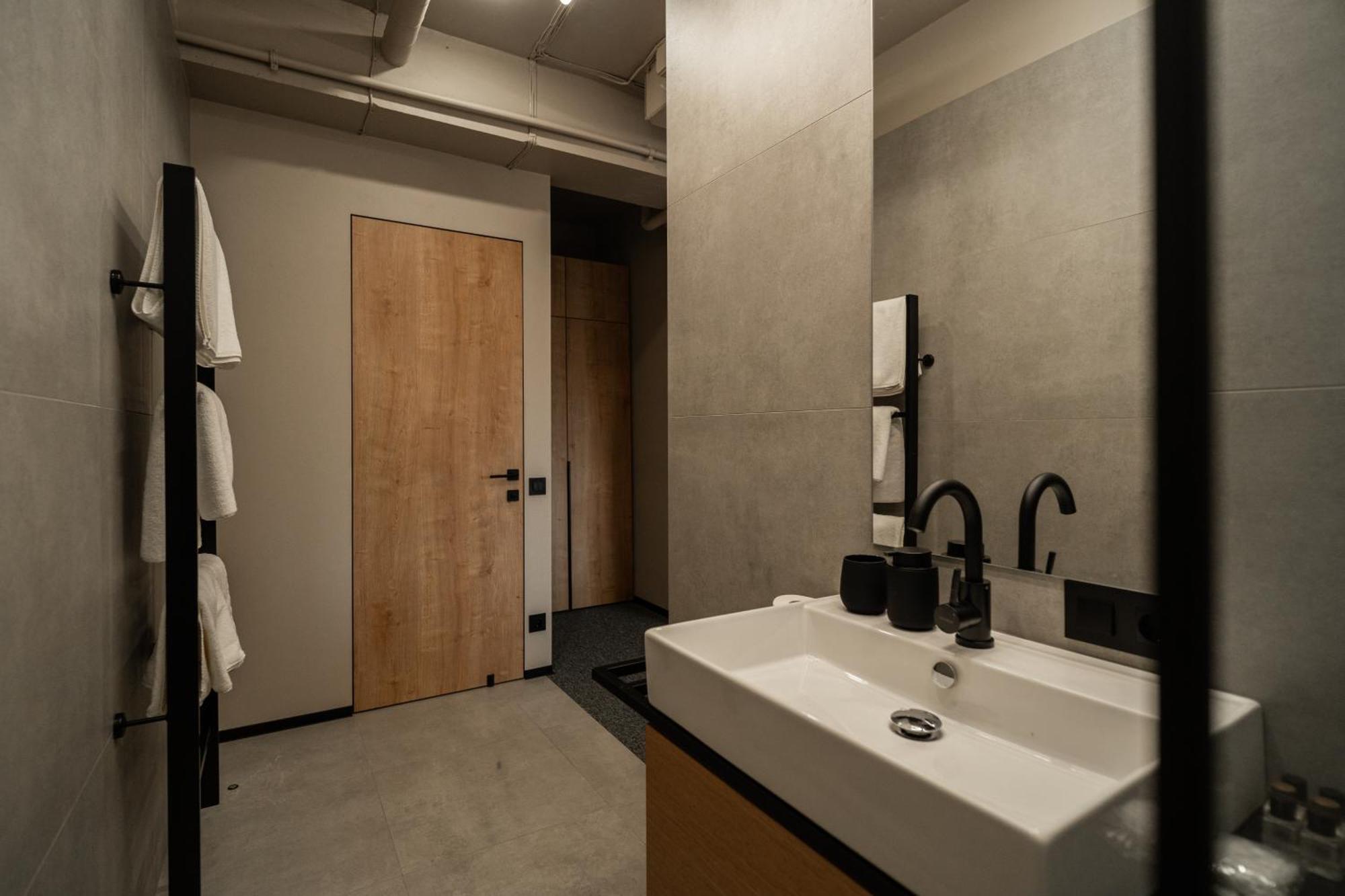 Hotel Miramar Smart Room Kovel Kültér fotó
