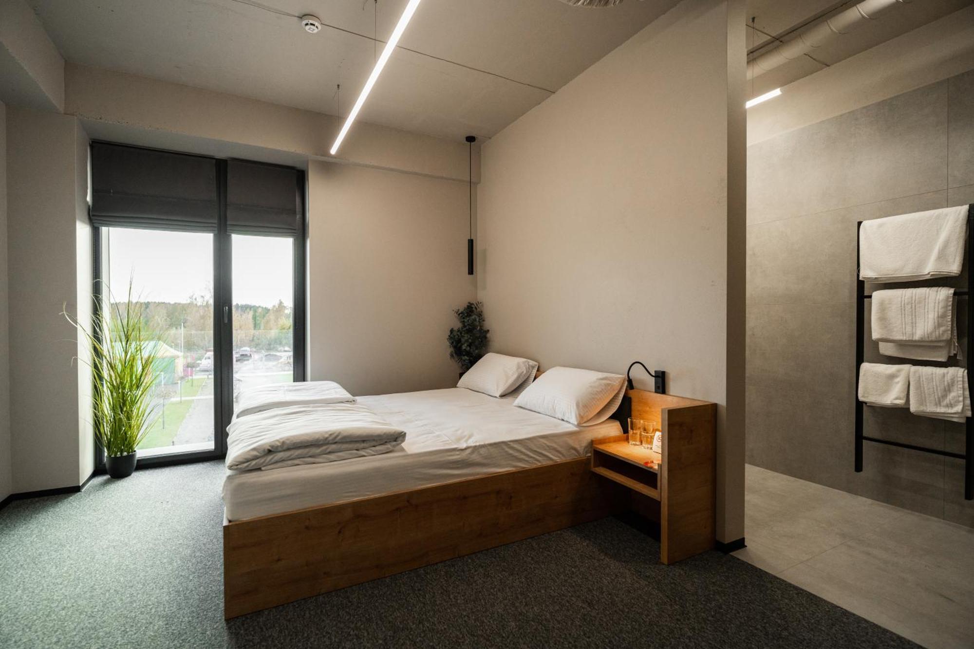Hotel Miramar Smart Room Kovel Kültér fotó