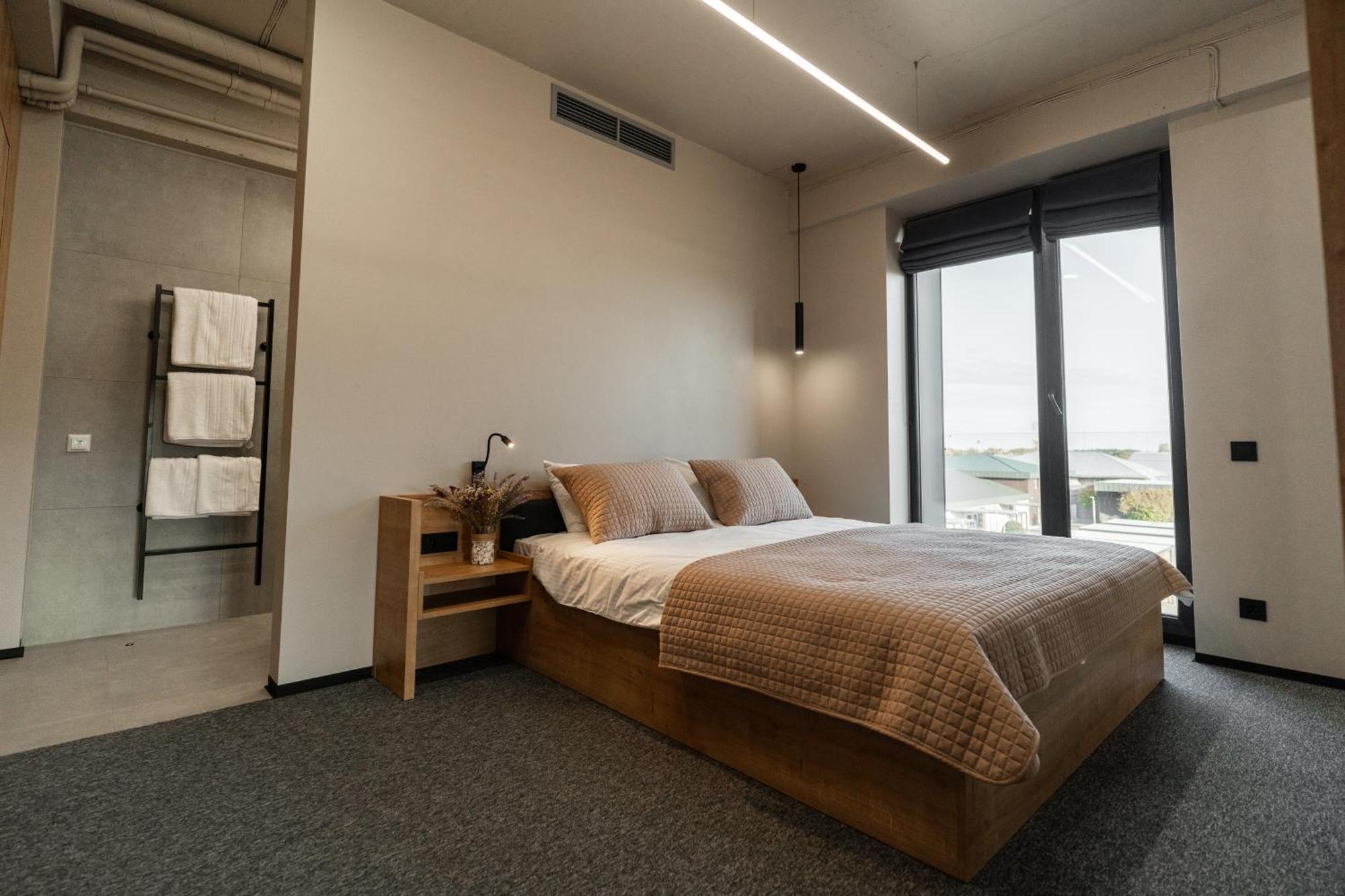 Hotel Miramar Smart Room Kovel Kültér fotó