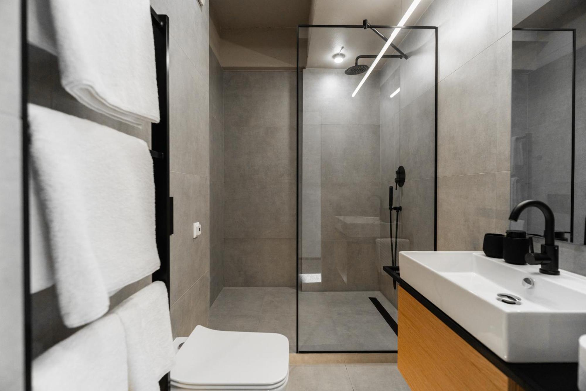 Hotel Miramar Smart Room Kovel Kültér fotó
